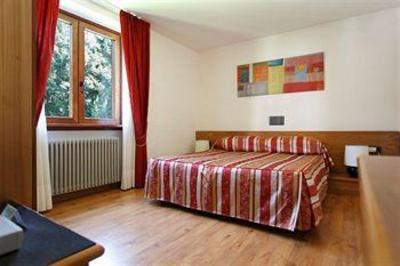 фото отеля Alpina Hotel Pinzolo