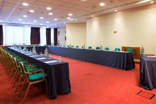 фото отеля Crowne Plaza Milan Linate Hotel San Donato Milanese