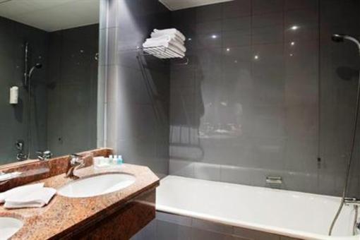фото отеля Crowne Plaza Milan Linate Hotel San Donato Milanese