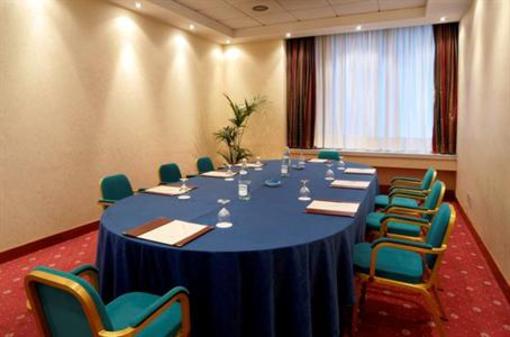 фото отеля Crowne Plaza Milan Linate Hotel San Donato Milanese