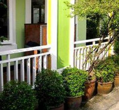 фото отеля Sawasdee Sukhumvit Inn