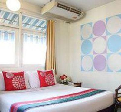 фото отеля Sawasdee Sukhumvit Inn
