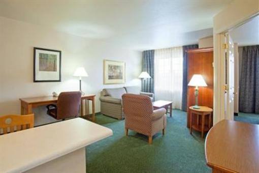 фото отеля Staybridge Suites Lincolnshire