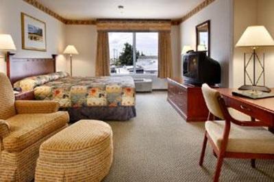 фото отеля Wingate by Wyndham Edmonton West