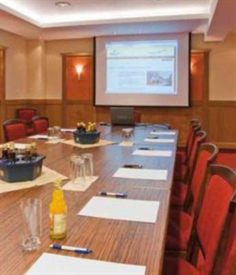 фото отеля BEST WESTERN Hotel Weisses Lamm