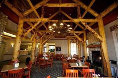 фото отеля Trickle Creek Lodge