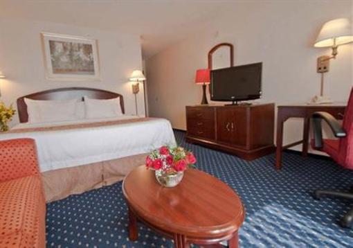 фото отеля Courtyard by Marriott Colorado Springs South