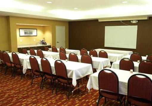 фото отеля Courtyard by Marriott Colorado Springs South