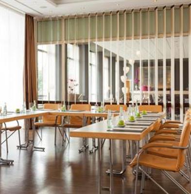 фото отеля Hotel Koenigshof Bonn
