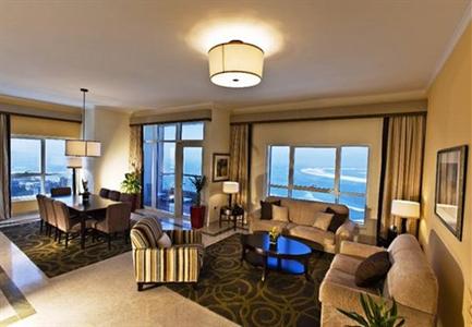фото отеля Dubai Marriott Harbour Hotel & Suites