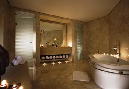 фото отеля Dubai Marriott Harbour Hotel & Suites