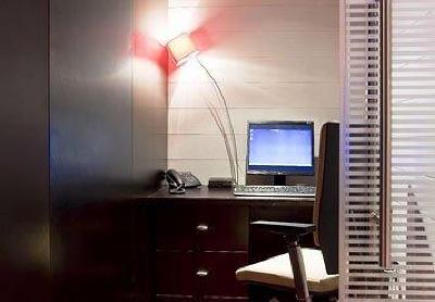 фото отеля Dubai Marriott Harbour Hotel & Suites