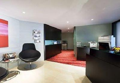 фото отеля Dubai Marriott Harbour Hotel & Suites