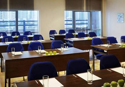 фото отеля Dubai Marriott Harbour Hotel & Suites