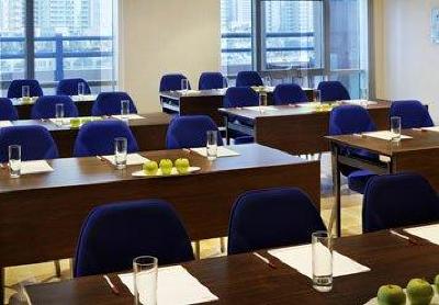 фото отеля Dubai Marriott Harbour Hotel & Suites