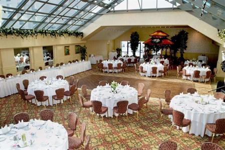 фото отеля Hilton Garden Inn Erie