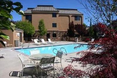 фото отеля Best Western Olympic Inn Klamath Falls