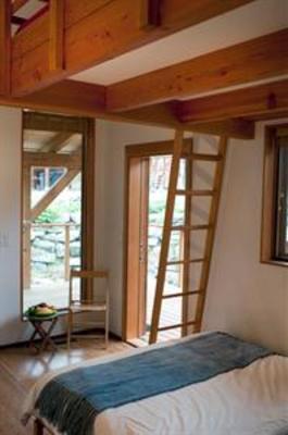 фото отеля Myra Canyon Ranch B&B