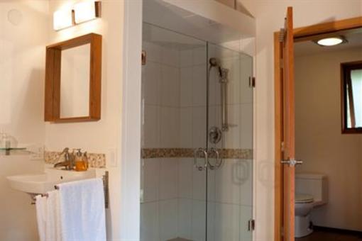 фото отеля Myra Canyon Ranch B&B