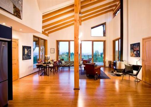 фото отеля Myra Canyon Ranch B&B