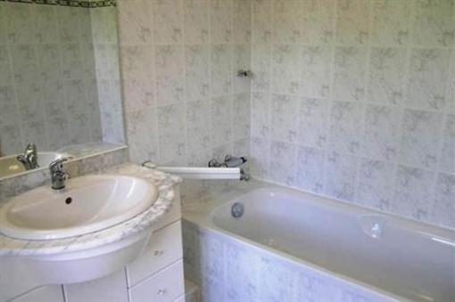 фото отеля Holiday Home Au Petit Clocher
