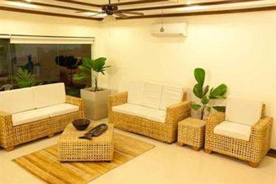 фото отеля Ipil Travelodge Puerto Princesa