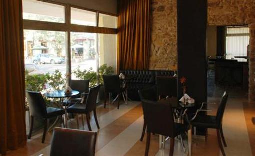 фото отеля Hotel Plaza Belgrano Colon