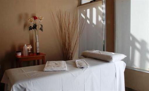 фото отеля Hotel Plaza Belgrano Colon