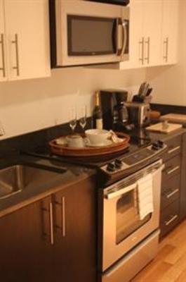 фото отеля Dharma Home Suites JC at 70 Greene