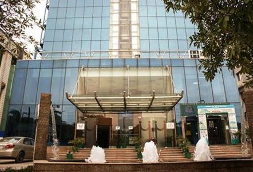 фото отеля Hotel Hyphen Noida