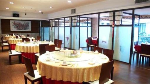 фото отеля Shuntai Hotel