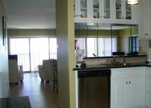 фото отеля By The Sea Resort Condominiums by AB Sea Sales and Rentals