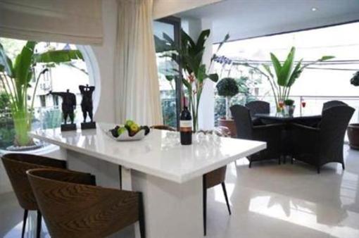 фото отеля BYD Lofts Phuket