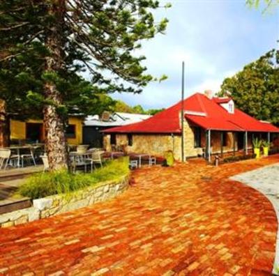 фото отеля Inn Mahogany Creek