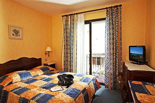 фото отеля Hotel Provencal Giens