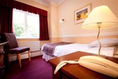 фото отеля Hillingdon Prince Hotel