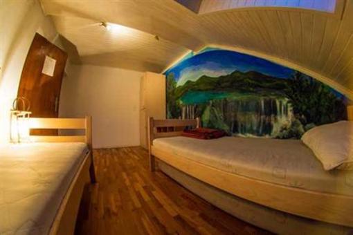 фото отеля Hostel Mali Mrak Zagreb