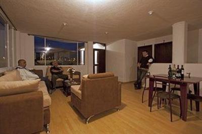 фото отеля Quito Airport Suites