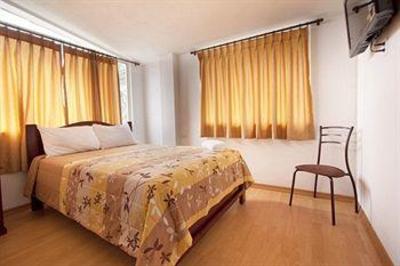 фото отеля Quito Airport Suites