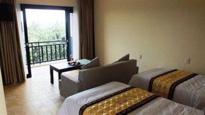 фото отеля Hue Riverside Resort & Spa