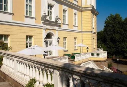 фото отеля Hotel Schloss Schwarzenfeld