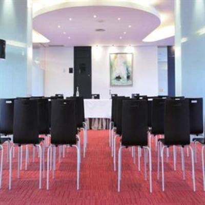 фото отеля Holiday Inn Bilbao
