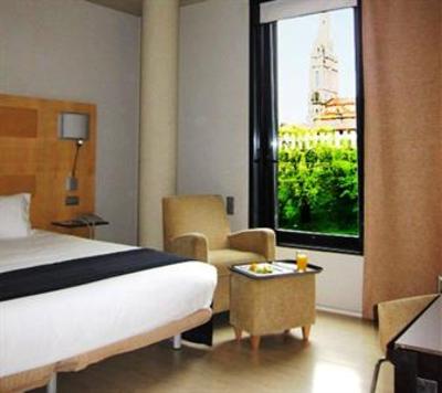 фото отеля Holiday Inn Bilbao