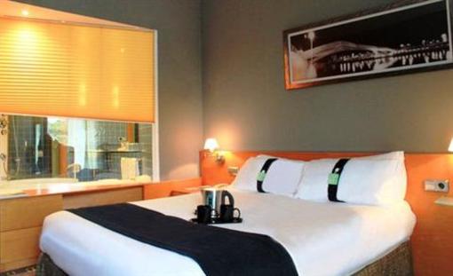 фото отеля Holiday Inn Bilbao