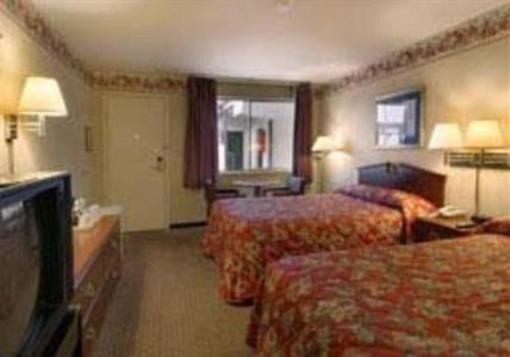 фото отеля Travel Inn Zanesville