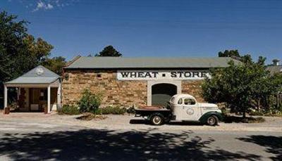 фото отеля Greenock's Old Telegraph Station Bed & Breakfast