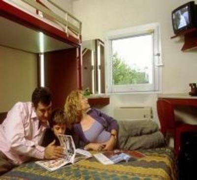 фото отеля Formule 1 Brie Comte Robert