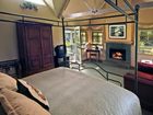 фото отеля Apple Orchard Cottages