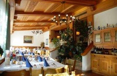 фото отеля Hotel Gasthof Zur Linde Muhlbach