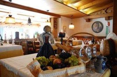 фото отеля Hotel Gasthof Zur Linde Muhlbach